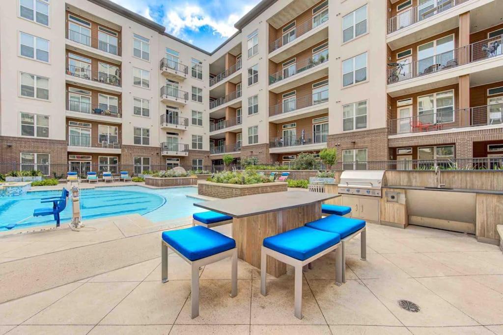 Trendy Downtown 1Bd/Freeparking/Wi-Fi/Pool Apartment Houston Exterior photo