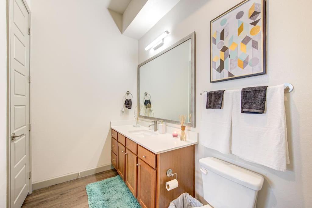 Trendy Downtown 1Bd/Freeparking/Wi-Fi/Pool Apartment Houston Exterior photo
